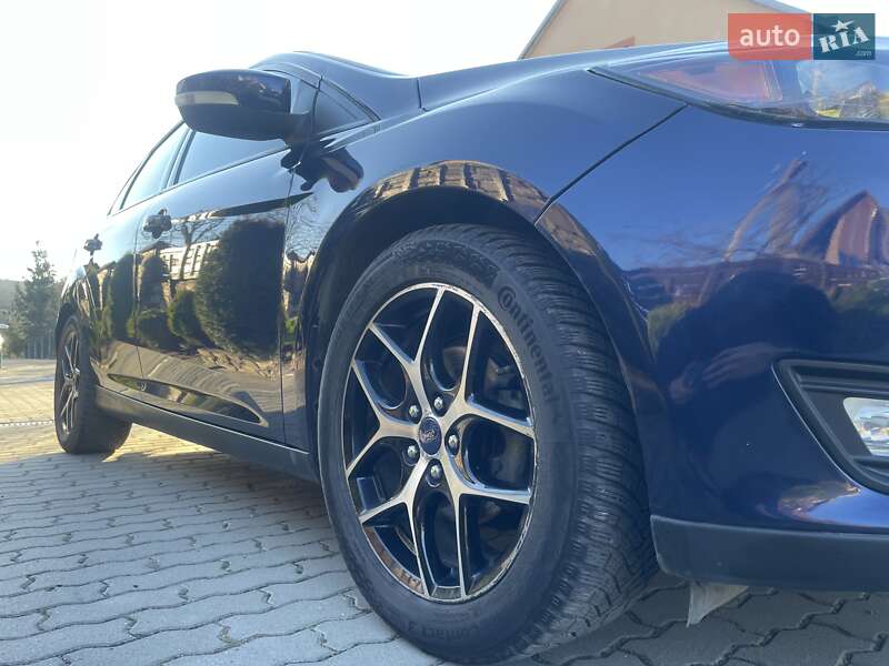 Хэтчбек Ford Focus 2016 в Львове фото 14 Хэтчбек Ford Focus 2016 в Львове