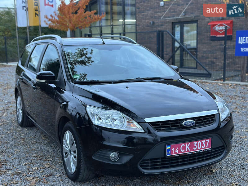 Ford Focus 2010 Ford Focus 2010