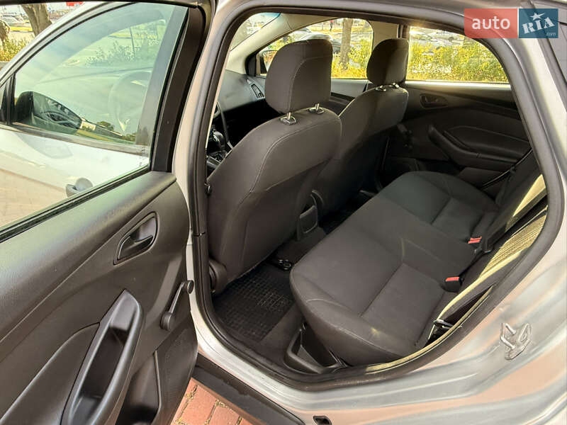 Седан Ford Focus 2016 в Харкові фото 23 Седан Ford Focus 2016 в Харкові