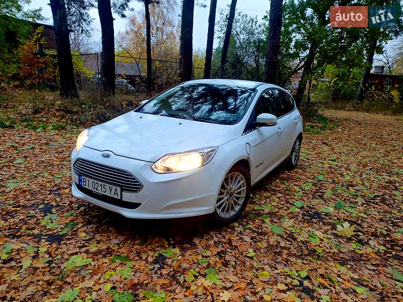 Хетчбек Ford Focus 2015 в Миргороді