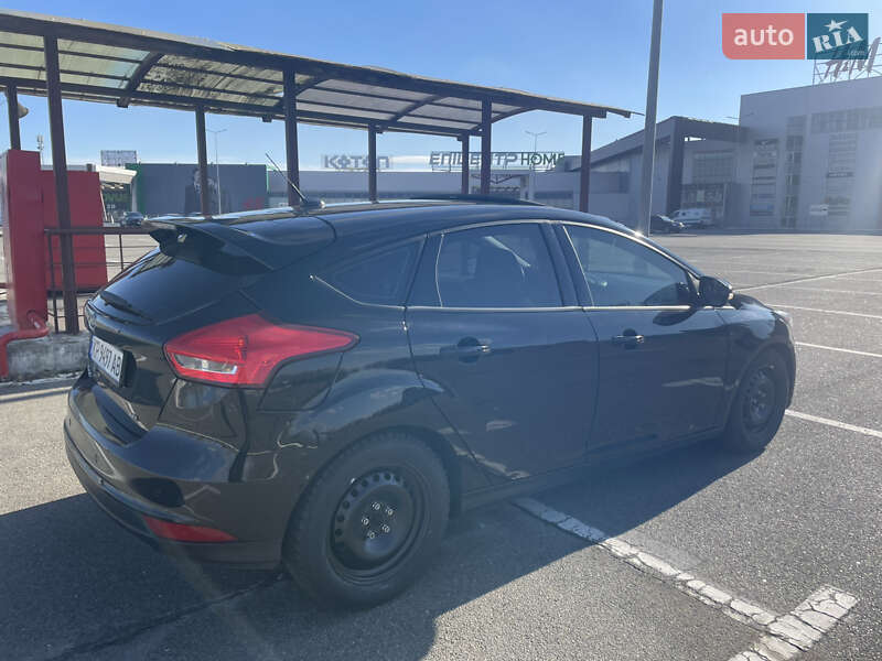Хэтчбек Ford Focus 2017 в Киеве фото 5 Хэтчбек Ford Focus 2017 в Киеве