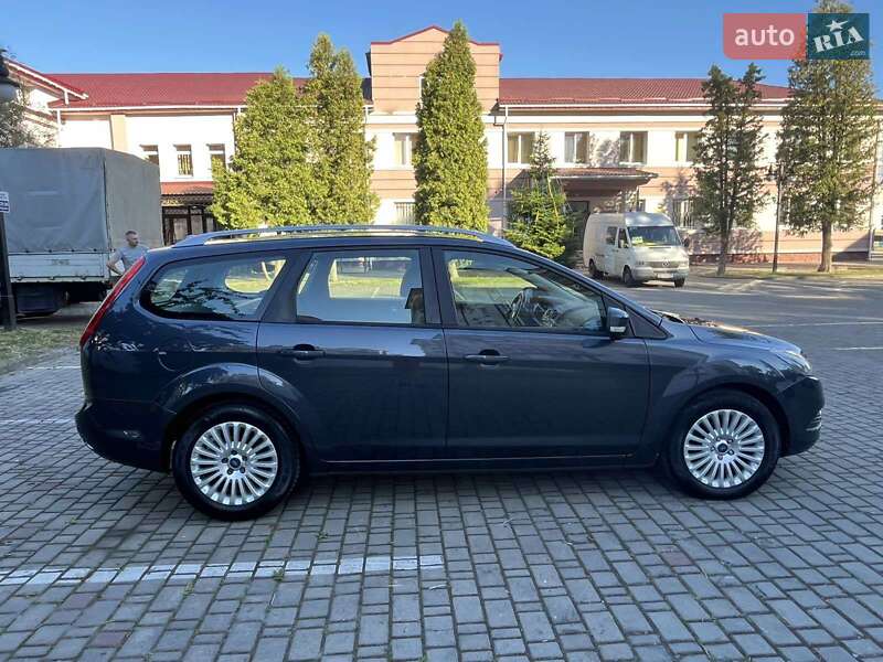 Універсал Ford Focus 2010 в Івано-Франківську