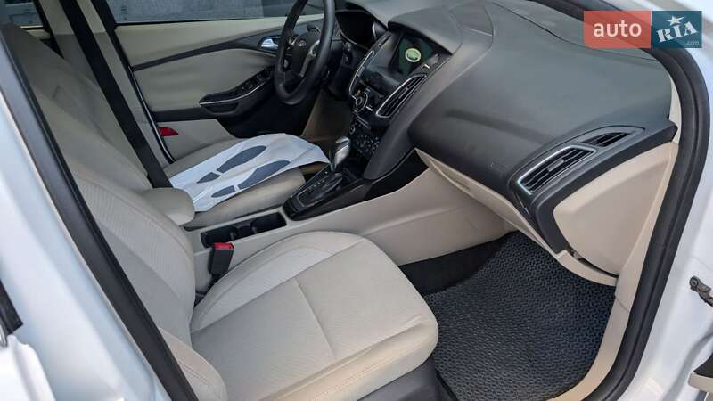 Хетчбек Ford Focus 2017 в Косові фото 7 Хетчбек Ford Focus 2017 в Косові