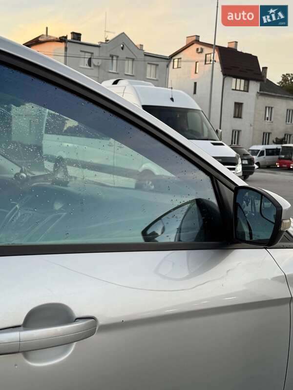 Хэтчбек Ford Focus 2013 в Львове