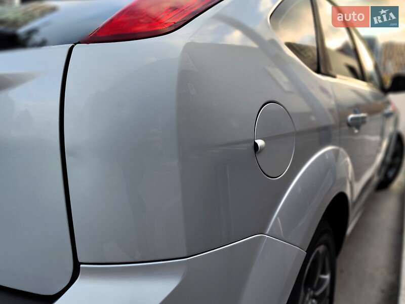 Хетчбек Ford Focus 2008 в Києві