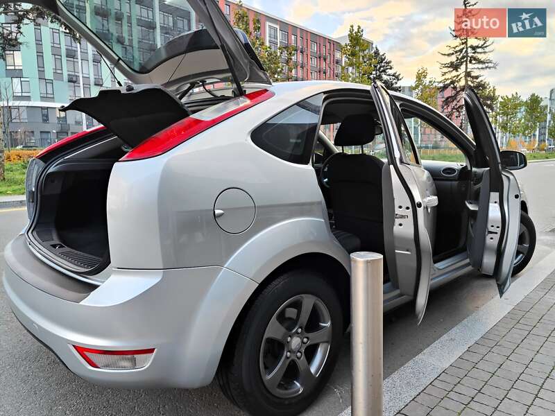 Хетчбек Ford Focus 2008 в Києві