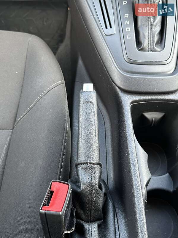 Седан Ford Focus 2015 в Белогородке фото 30 Седан Ford Focus 2015 в Белогородке