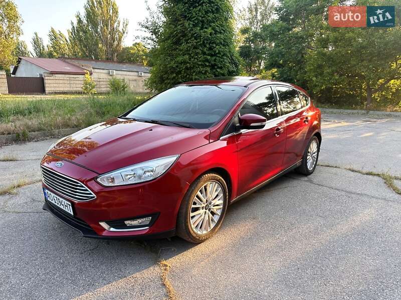 Хэтчбек Ford Focus 2016 в Запорожье