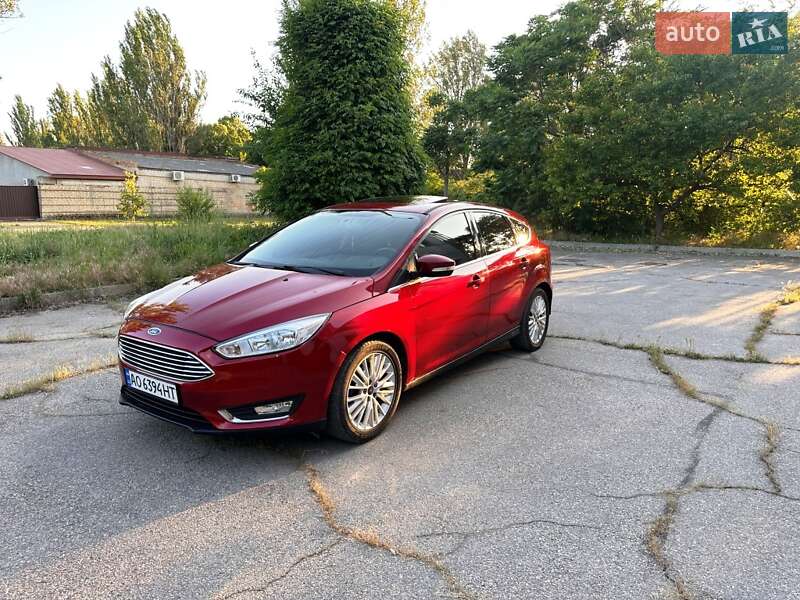 Хэтчбек Ford Focus 2016 в Запорожье