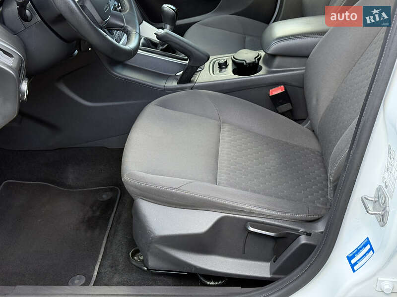 Универсал Ford Focus 2013 в Стрые фото 104 Универсал Ford Focus 2013 в Стрые