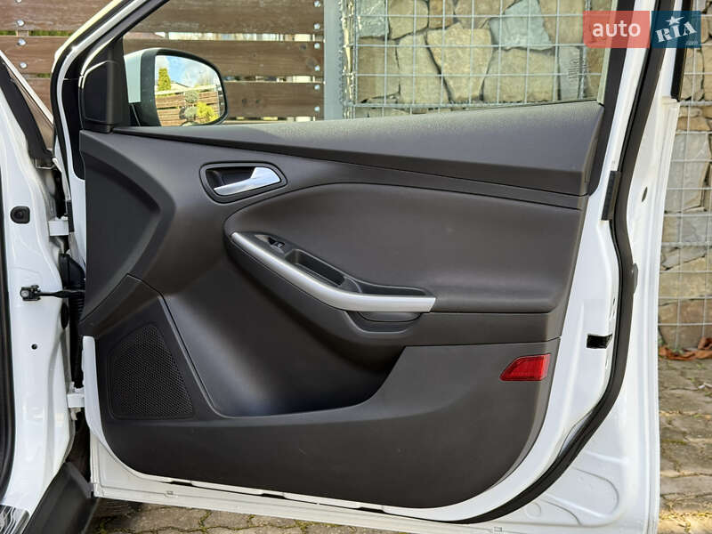 Универсал Ford Focus 2013 в Стрые фото 114 Универсал Ford Focus 2013 в Стрые