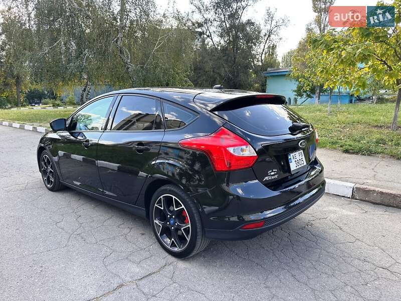 Хэтчбек Ford Focus 2012 в Запорожье