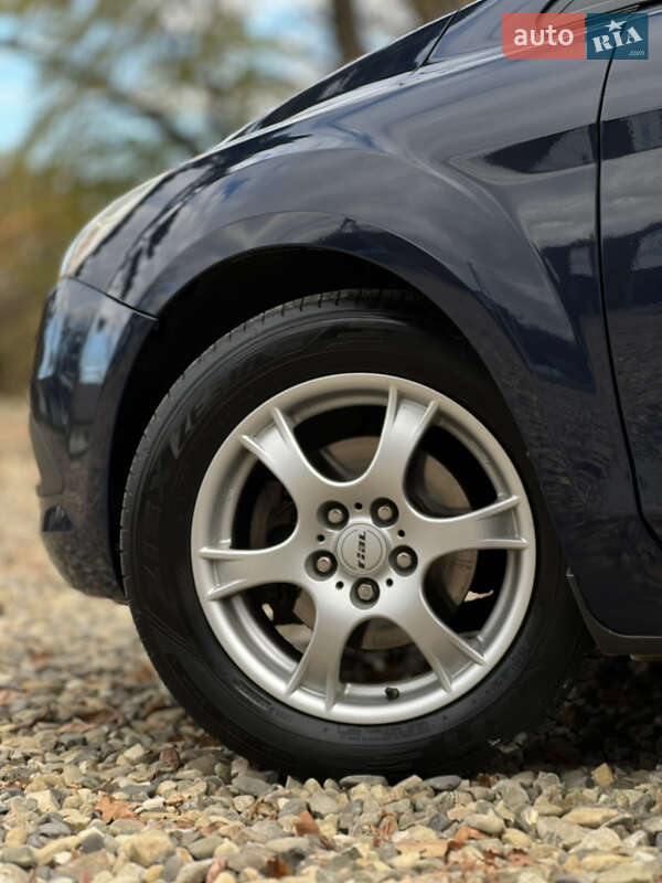 Универсал Ford Focus 2008 в Сторожинце