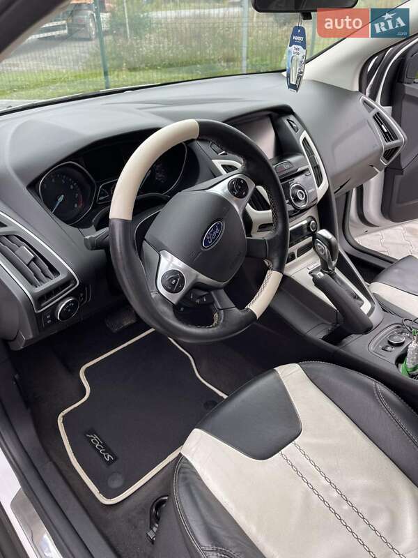 Хетчбек Ford Focus 2014 в Золочеві фото 5 Хетчбек Ford Focus 2014 в Золочеві