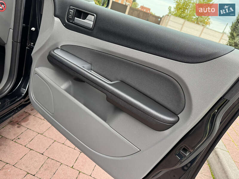 Універсал Ford Focus 2010 в Стрию фото 71 Універсал Ford Focus 2010 в Стрию