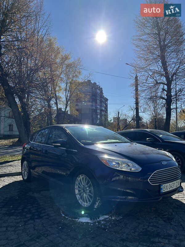 Хетчбек Ford Focus 2016 в Хмельницькому фото 2 Хетчбек Ford Focus 2016 в Хмельницькому