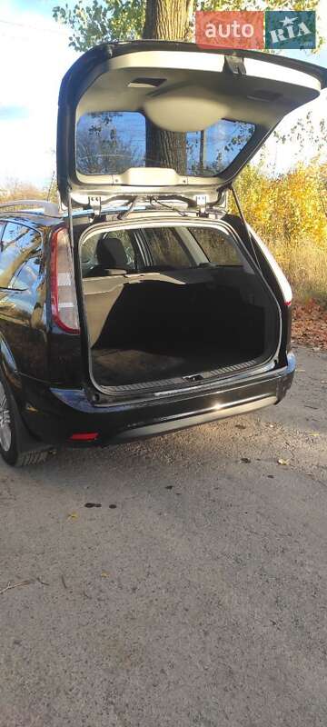 Универсал Ford Focus 2009 в Каменке-Бугской