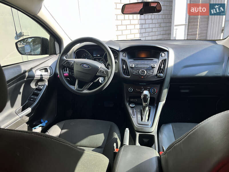 Хетчбек Ford Focus 2016 в Запоріжжі фото 2 Хетчбек Ford Focus 2016 в Запоріжжі