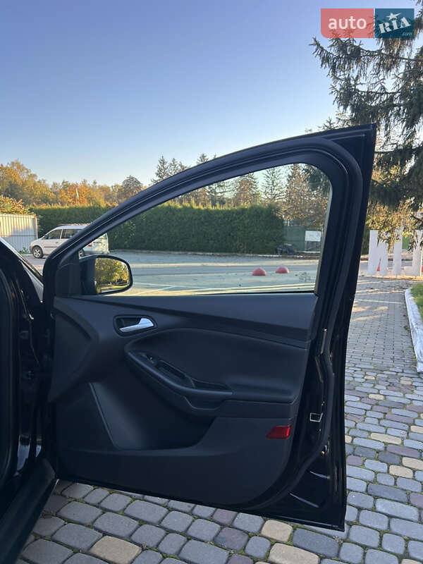 Универсал Ford Focus 2016 в Луцке фото 19 Универсал Ford Focus 2016 в Луцке