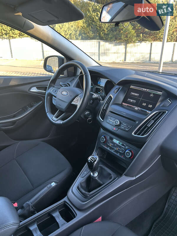Универсал Ford Focus 2016 в Луцке фото 22 Универсал Ford Focus 2016 в Луцке