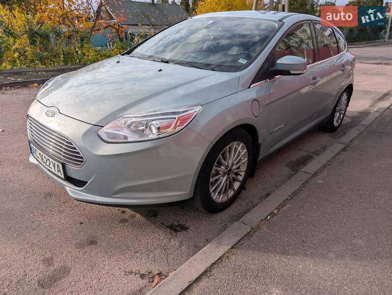 Хетчбек Ford Focus 2013 в Володимирі фото 2 Хетчбек Ford Focus 2013 в Володимирі