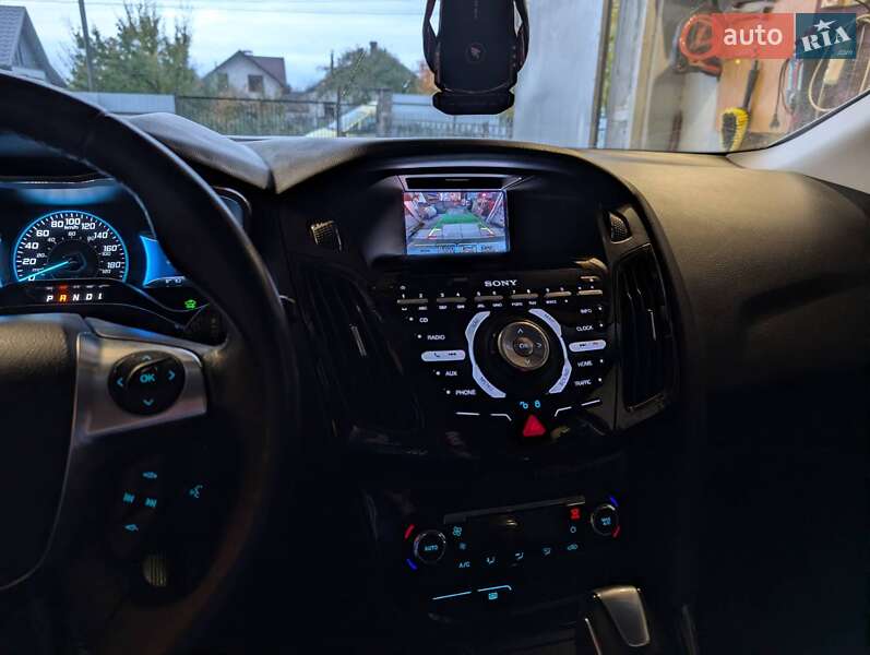 Хетчбек Ford Focus 2013 в Володимирі фото 8 Хетчбек Ford Focus 2013 в Володимирі