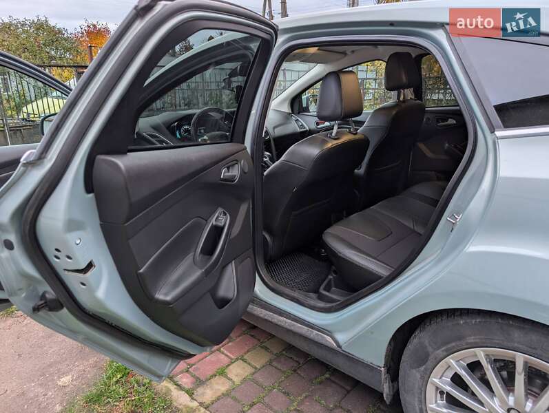 Хетчбек Ford Focus 2013 в Володимирі фото 14 Хетчбек Ford Focus 2013 в Володимирі