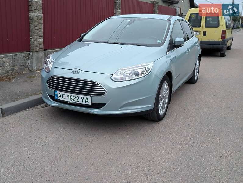 Хетчбек Ford Focus 2013 в Володимирі фото Хетчбек Ford Focus 2013 в Володимирі