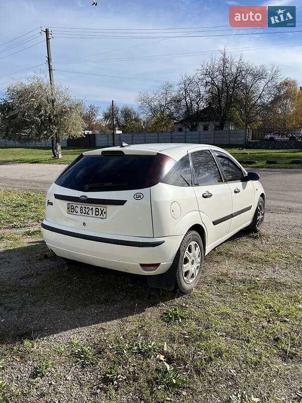 Хэтчбек Ford Focus 2004 в Кременчуге