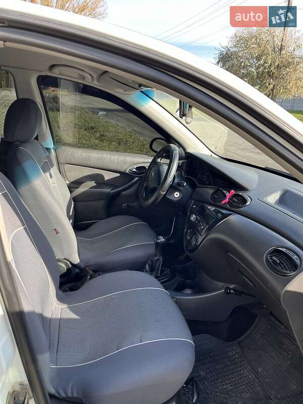 Хэтчбек Ford Focus 2004 в Кременчуге