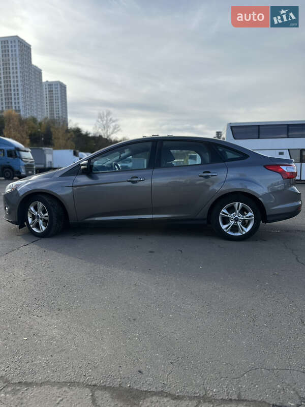 Седан Ford Focus 2013 в Киеве