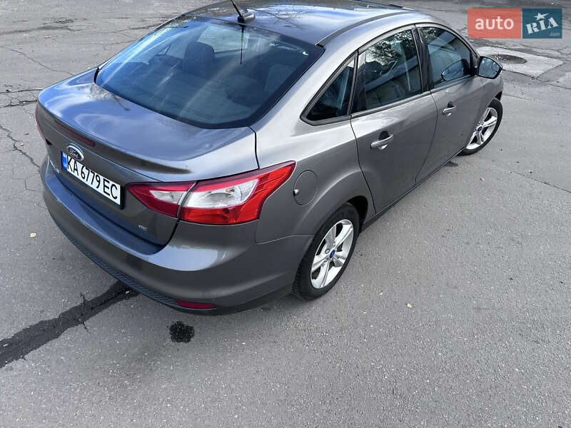 Седан Ford Focus 2013 в Киеве