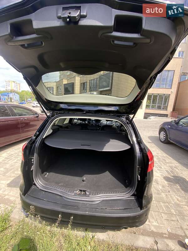 Универсал Ford Focus 2015 в Черновцах фото 24 Универсал Ford Focus 2015 в Черновцах