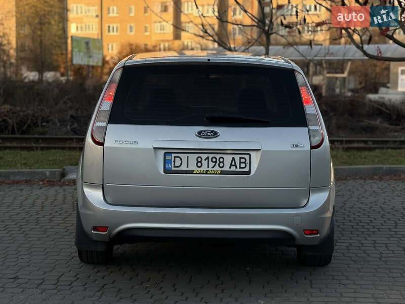 Універсал Ford Focus 2010 в Івано-Франківську