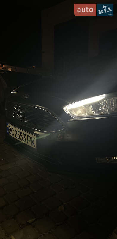 Хетчбек Ford Focus 2015 в Львові фото 55 Хетчбек Ford Focus 2015 в Львові