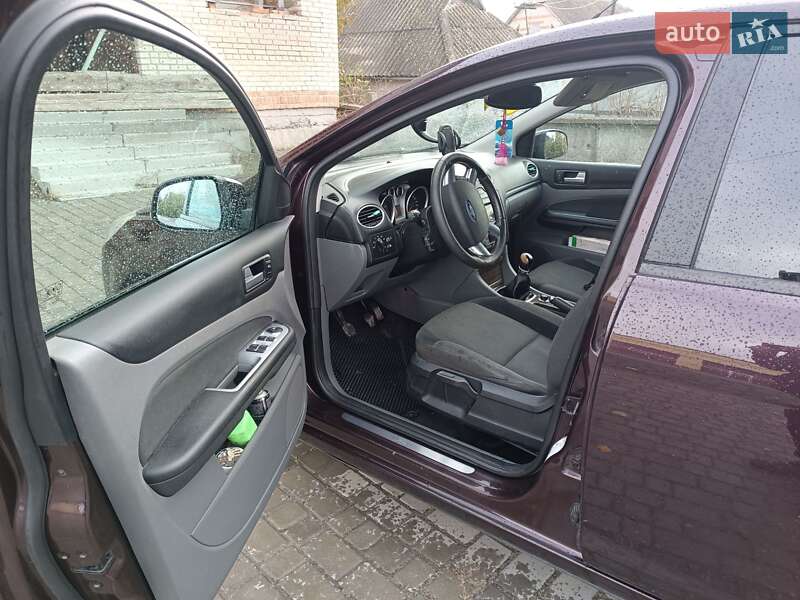 Универсал Ford Focus 2008 в Ильинцах