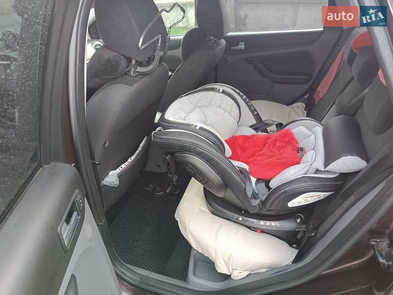 Универсал Ford Focus 2008 в Ильинцах