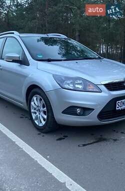 Универсал Ford Focus 2010 в Сарнах