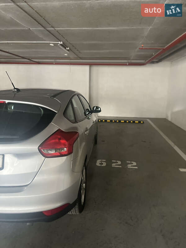 Хетчбек Ford Focus 2015 в Києві фото 12 Хетчбек Ford Focus 2015 в Києві