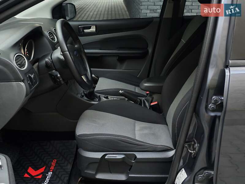 Седан Ford Focus 2010 в Хмельницькому фото 37 Седан Ford Focus 2010 в Хмельницькому
