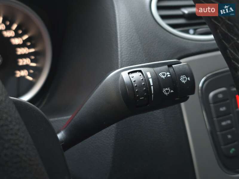Седан Ford Focus 2010 в Хмельницькому фото 42 Седан Ford Focus 2010 в Хмельницькому