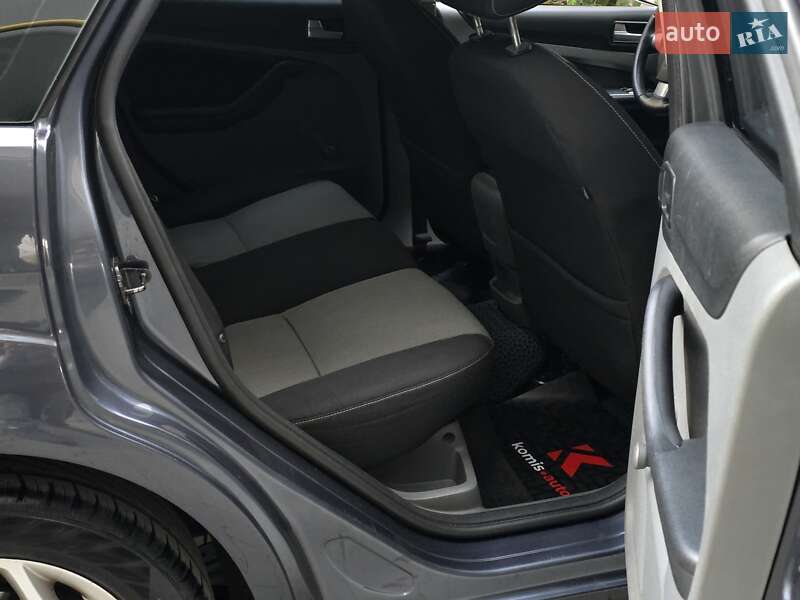 Седан Ford Focus 2010 в Хмельницькому фото 63 Седан Ford Focus 2010 в Хмельницькому