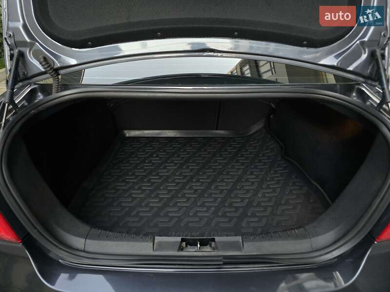 Седан Ford Focus 2010 в Хмельницькому фото 67 Седан Ford Focus 2010 в Хмельницькому