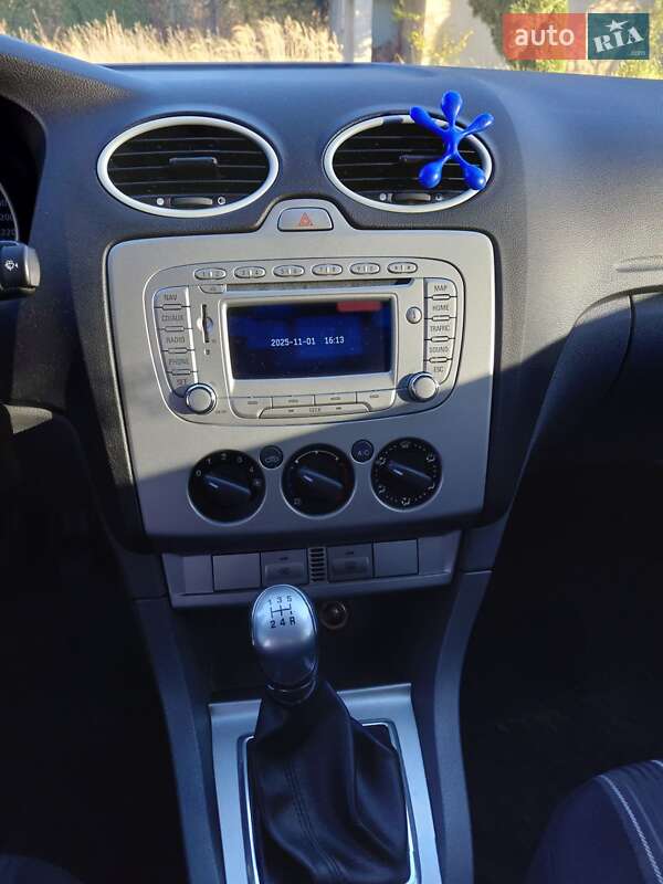 Универсал Ford Focus 2010 в Львове