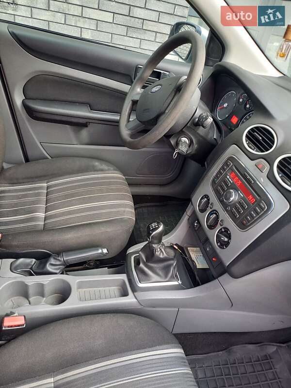 Хэтчбек Ford Focus 2011 в Житомире фото 7 Хэтчбек Ford Focus 2011 в Житомире