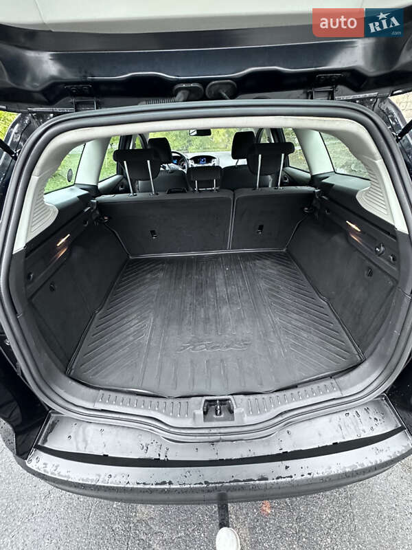 Универсал Ford Focus 2012 в Киеве фото 16 Универсал Ford Focus 2012 в Киеве