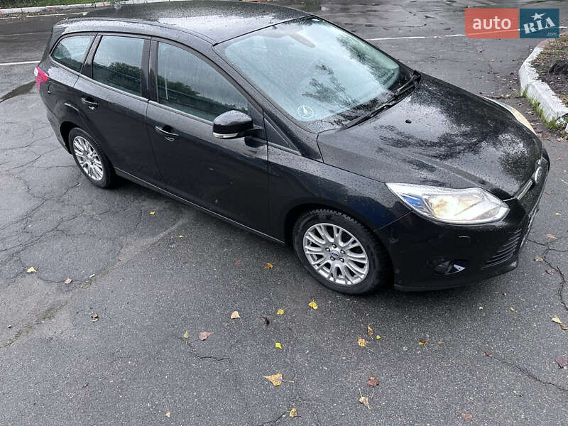 Универсал Ford Focus 2012 в Киеве фото 37 Универсал Ford Focus 2012 в Киеве