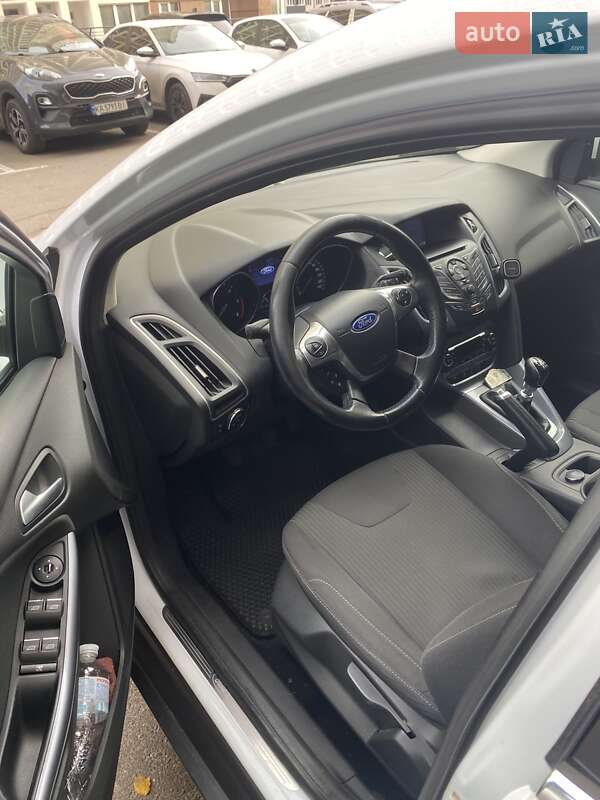 Хэтчбек Ford Focus 2013 в Ирпене