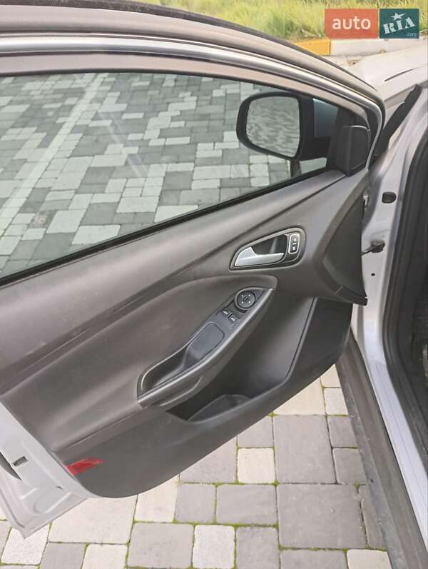 Универсал Ford Focus 2014 в Буче фото 10 Универсал Ford Focus 2014 в Буче