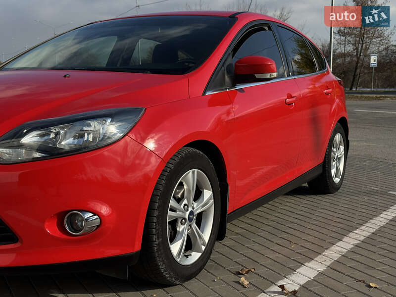 Хэтчбек Ford Focus 2013 в Запорожье